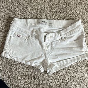 Holliister, size 1, white shorts